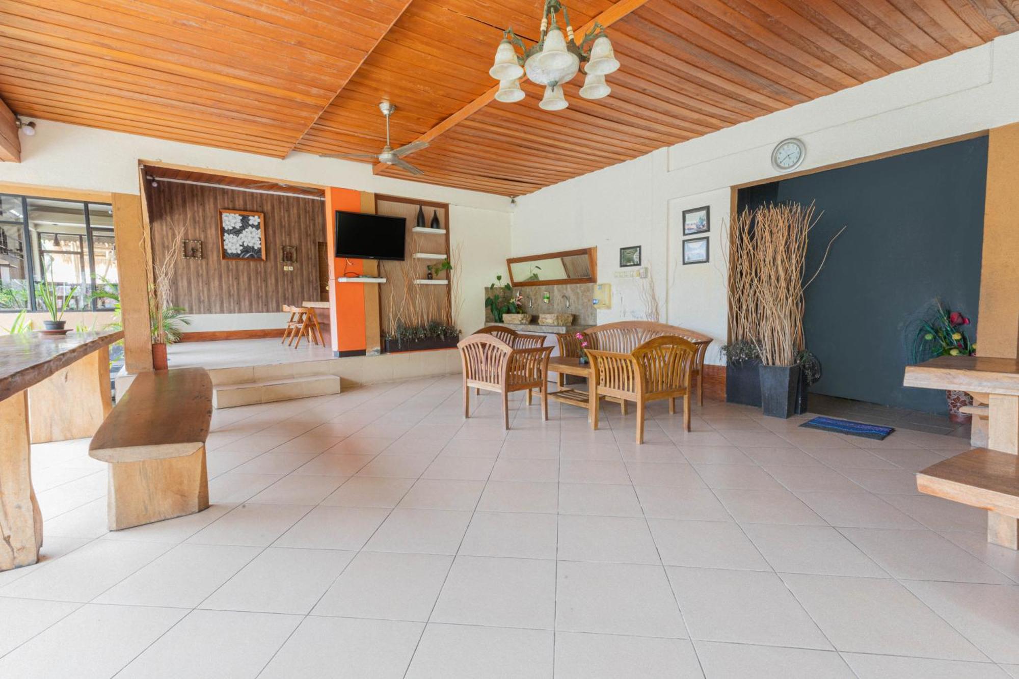 Green Asri Hotel Senggigi Exterior photo